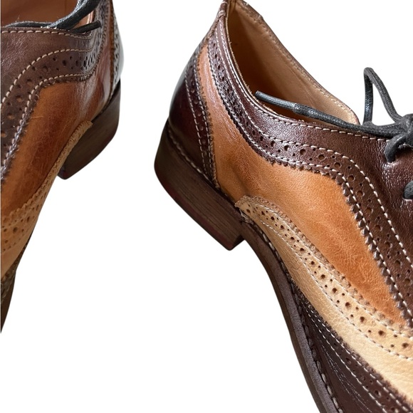 Bed Stu Cobbler Two-Tone Brown and Tan Oxfords - Picture 8 of 11